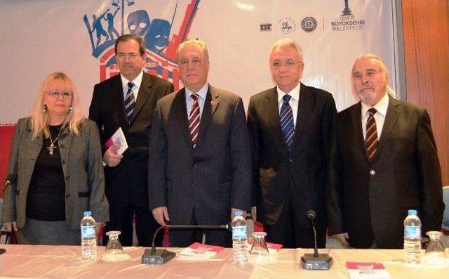 31. Uluslararası İzmir Tiyatro Günleri Başlıyor 1