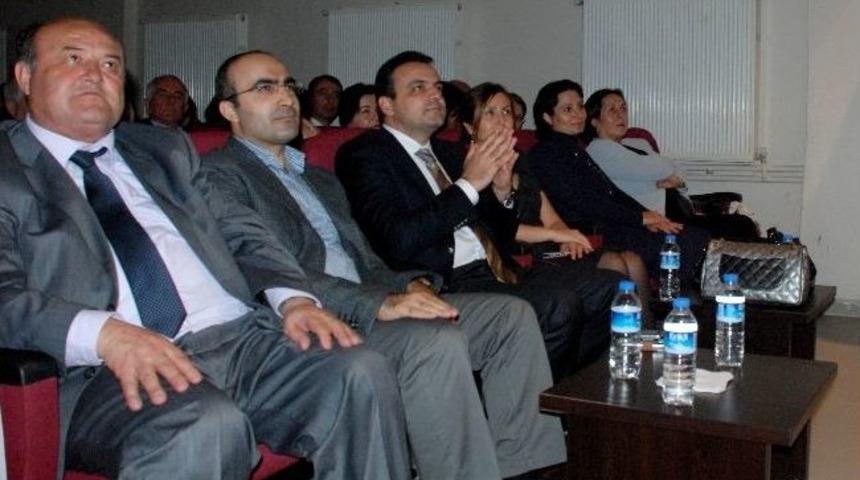 Evrim Kaşık&ccedil;ı 'adı Kadın T&uuml;rk&uuml;ler'i Hemşerileri İ&ccedil;in S&ouml;yledi