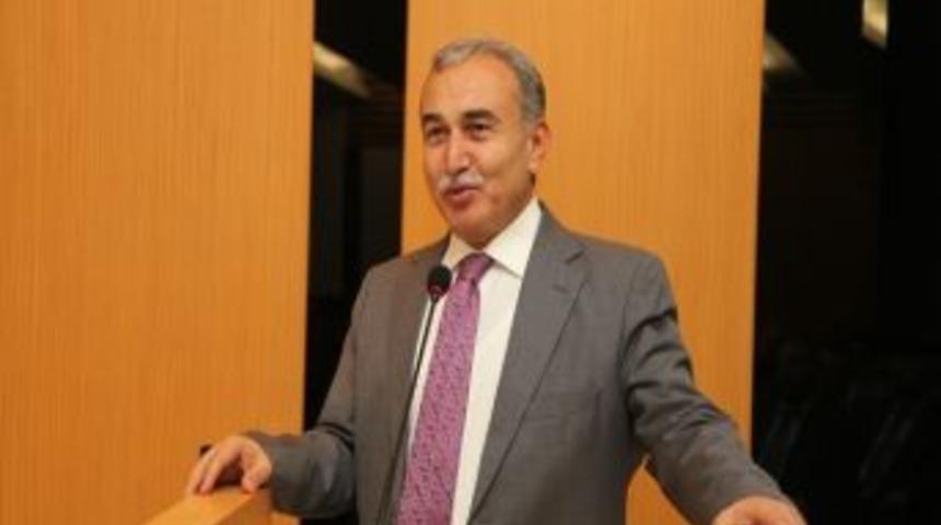 Sakarya Valisi B&uuml;y&uuml;k, &ldquo;&ccedil;ocuklara Kitap Sevgisi Aşılanmalı&rdquo;