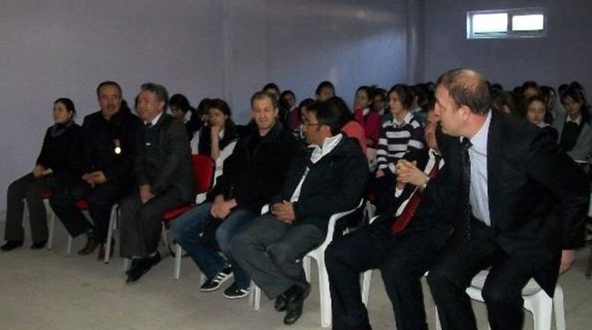 Gediz Şehit H&uuml;seyin G&uuml;rlekli Anadolu Sağlık Meslek Lisesi &Ouml;ğrencilerinden Anlamlı Ziyaret