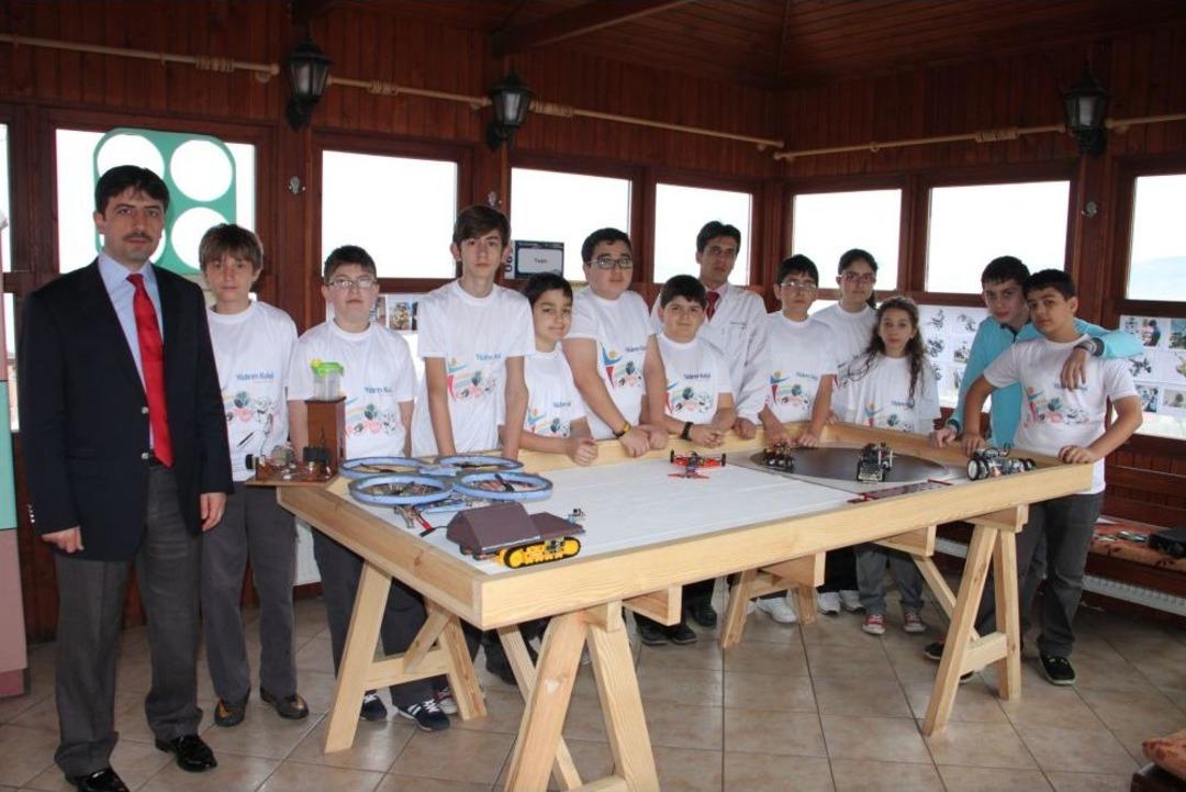 Yıldırım Koleji Tanzanya'daki Proje Olimpiyatından Madalyalarla D&ouml;nd&uuml;