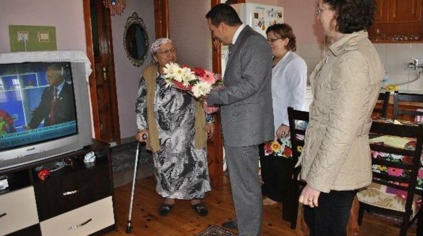 Yaşlılara Moral Ziyareti