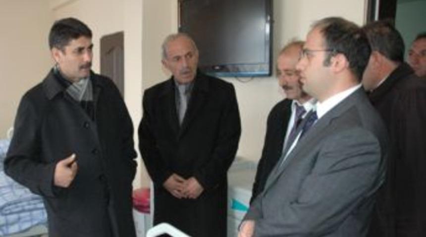 Atalay, G&ouml;le ve Posof'ta incelemelerde bulundu