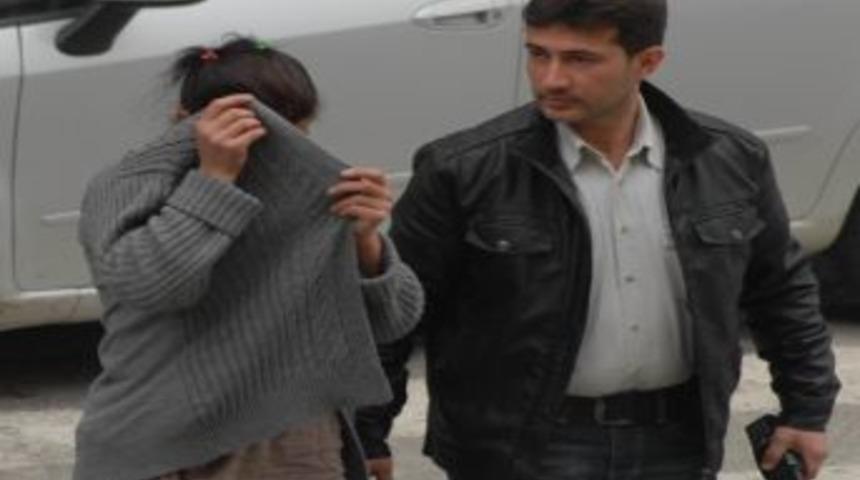 &Ccedil;anta Hırsızı Gen&ccedil; Kadın Cezaevi Ziyaretinde Yakalandı