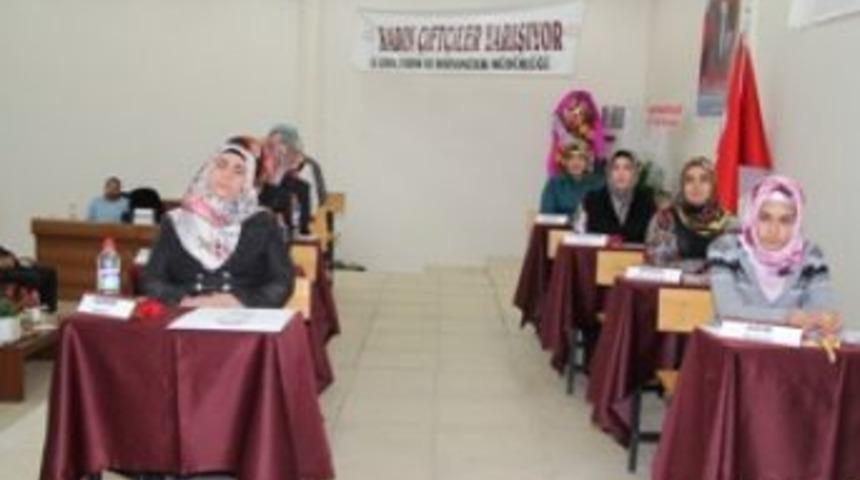 "Kadın &Ccedil;ift&ccedil;iler Yarışıyor" bilgi yarışması