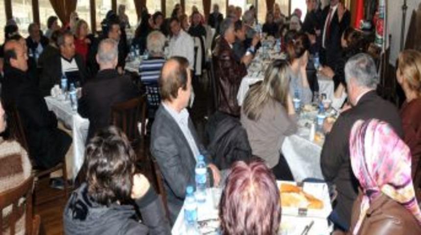 Başkan Demirel, Etimesgutlu Vatandaşları Bilgilendirdi