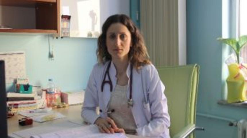 Akdağmadeni Devlet Hastanesinde Dahiliye Uzmanı G&ouml;reve Başladı