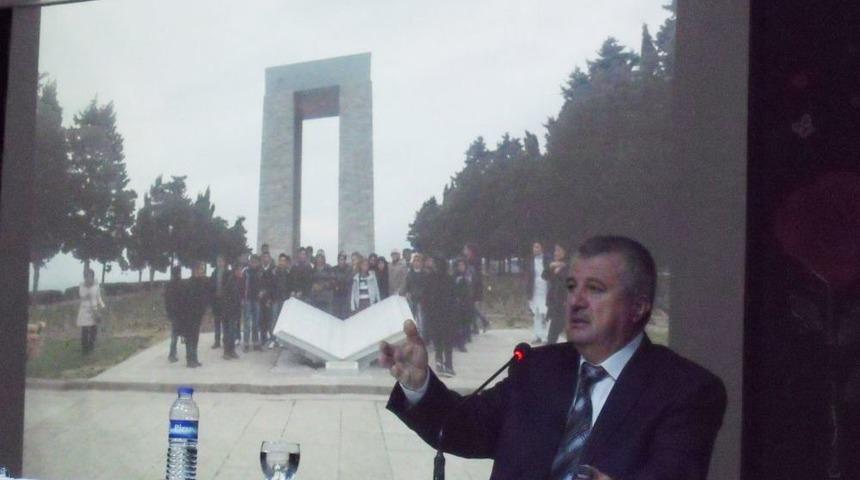 Uşak'ta &Ccedil;anakkale Konferansı D&uuml;zenlendi