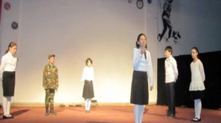 &Ouml;zel Serhat Lisesi'nden '&Ccedil;anakkale' Programı