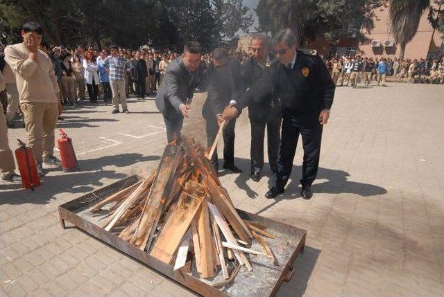 Çelikcan Nevruz Bayramını Öğrencilerle Kutladı