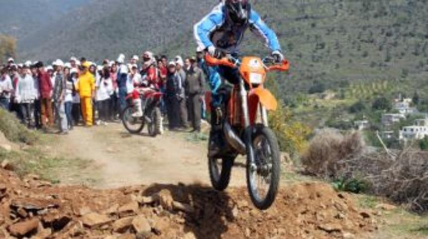 G&uuml;lnar'da Orman Haftası Kutlandı