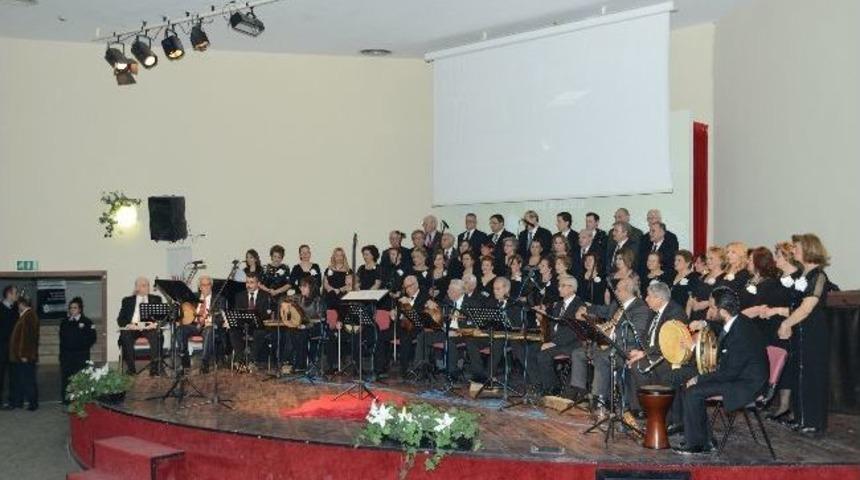 Tülov Korosu'ndan Türk Sanat Müziği Konseri