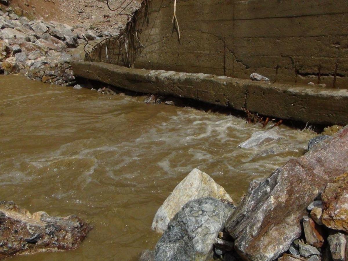 Bitlis&rsquo;te Heyelan Ve Taşkınlar Maddi Zarara Neden Oldu