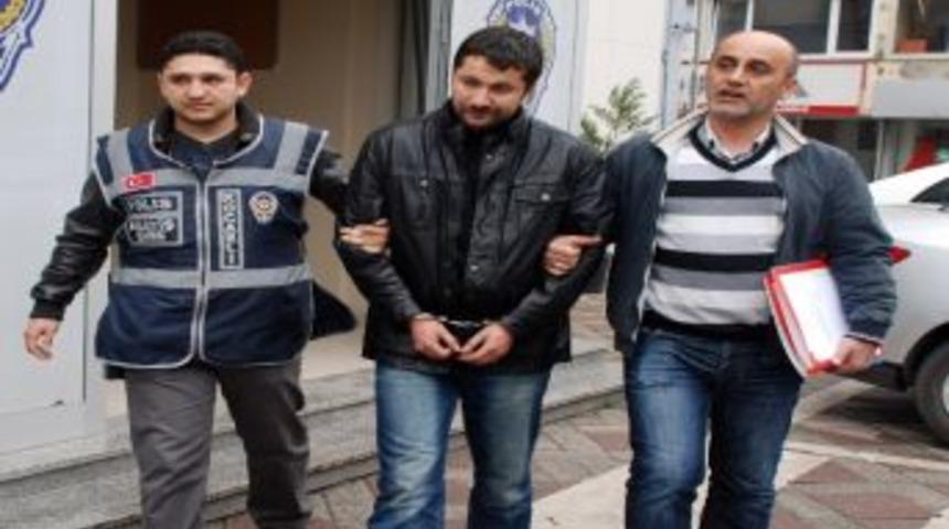 Otomobil Hırsızları Polise Yakalandı