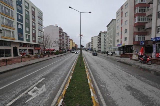 Atatürk Caddesi nde Yenileme Çalışmaları 1