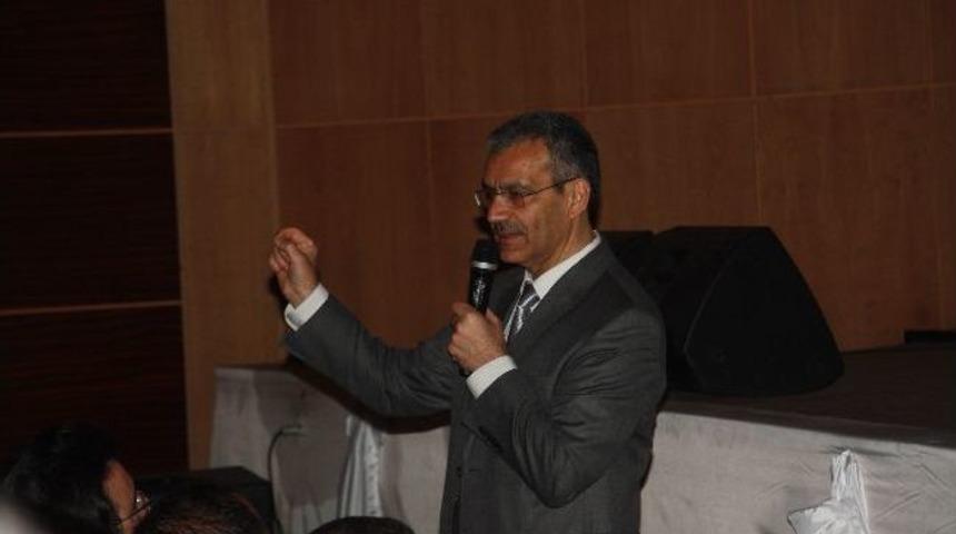 Bing&ouml;l&rsquo;de &lsquo;aile İ&ccedil;i İletişim&rsquo; Konferansı