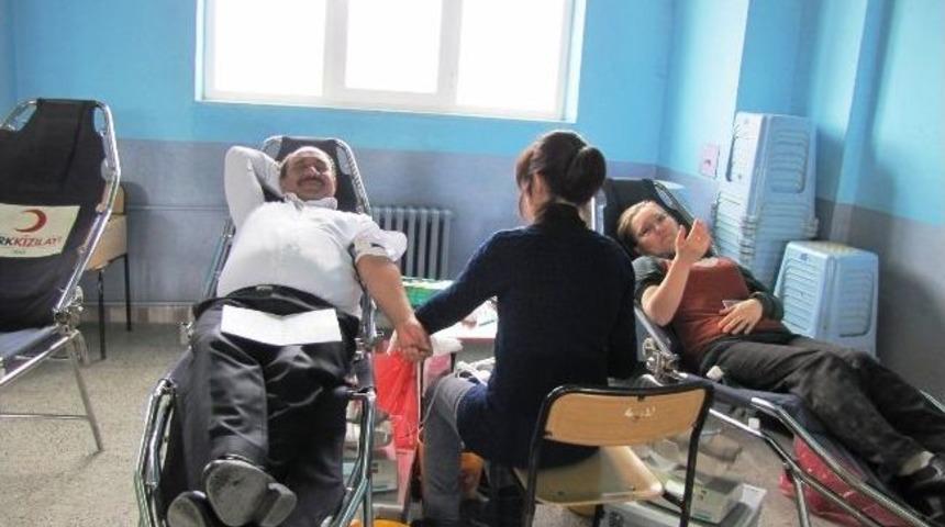 Hisarcık&rsquo;ta Kan Bağışı Kampanyası