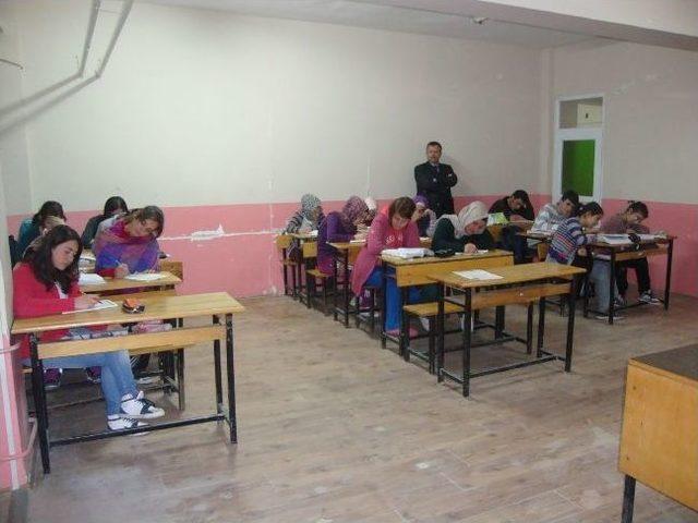 G&ouml;n&uuml;ll&uuml; &Ouml;ğretmenler &Ouml;ğrencileri Ygs&rsquo;ye Hazırlıyorlar 1