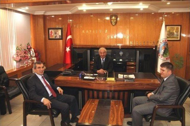 Yozgat Valisi Abdülkadir Yazıcı’dan Akdağmadeni Belediyesine Ziyaret