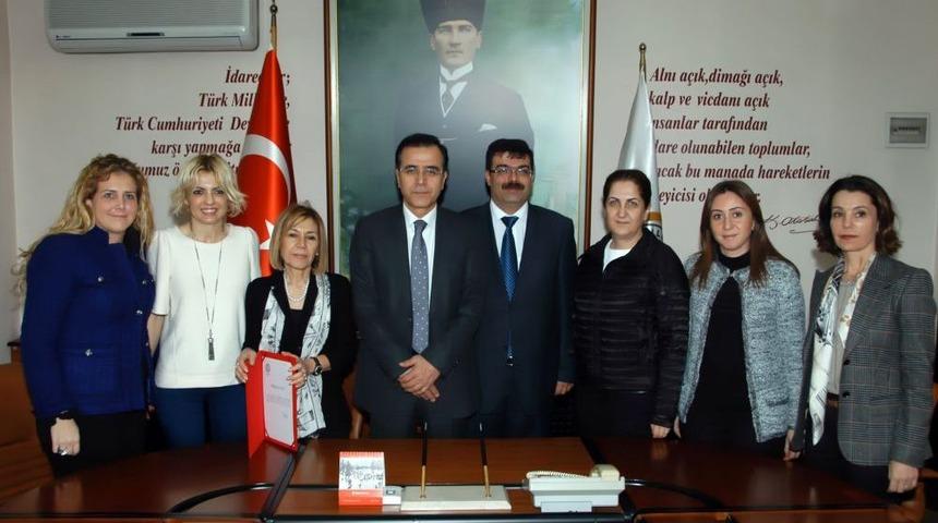 Minik Kalplerle El Ele Derneği&rsquo;nden &Ccedil;ocuk Evlerine Destek