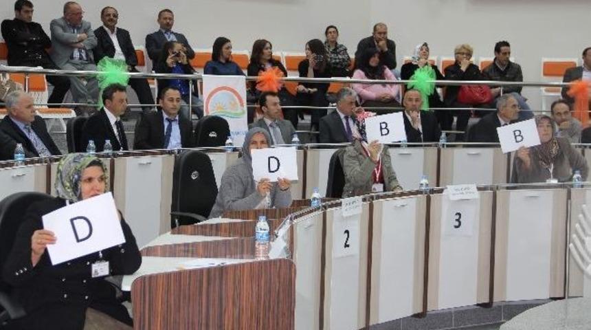 Kadın &Ccedil;ift&ccedil;iler Yarıştı