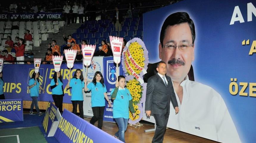 Avrupa Gen&ccedil;ler Badminton Şampiyonası Başladı