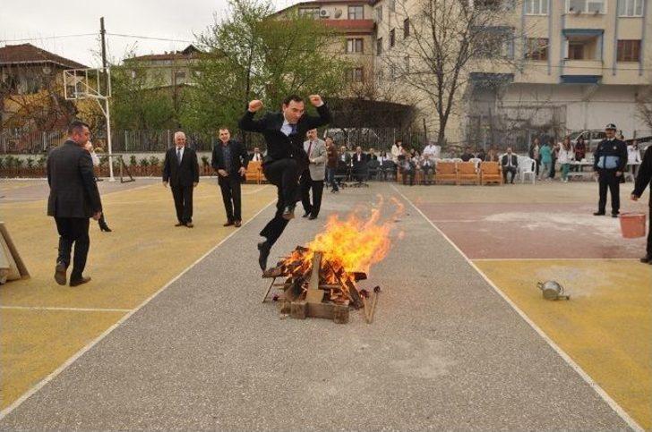 Sapanca’da Protokolün Nevruz Coşkusu G4
