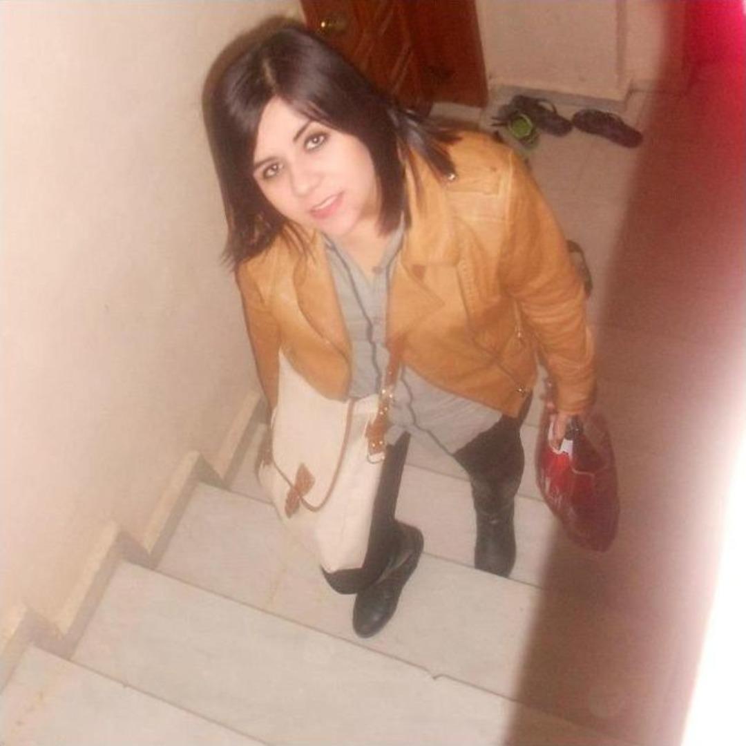 Doğurduğu bebeği balkondan attı