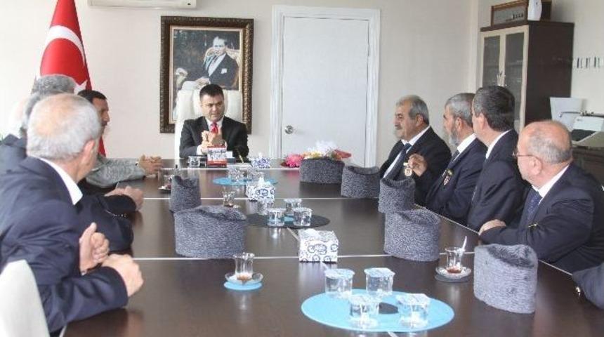 Yavru Vatan&rsquo;da Hasret Giderdiler