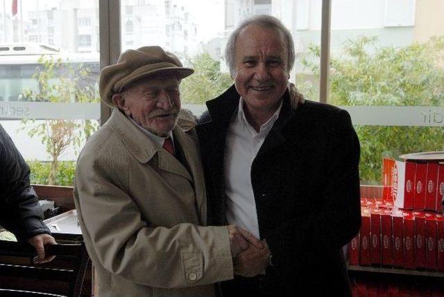 Başkan Evcilmen, Yaşlılarla Yemekte Buluştu 1