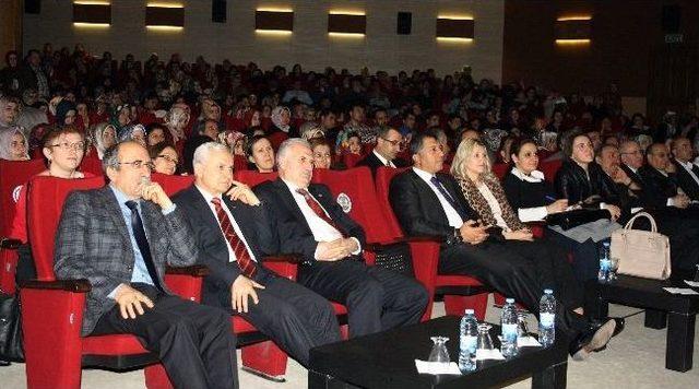 “gençlik Ve Mutluluk Psikolojisi” Konferansı