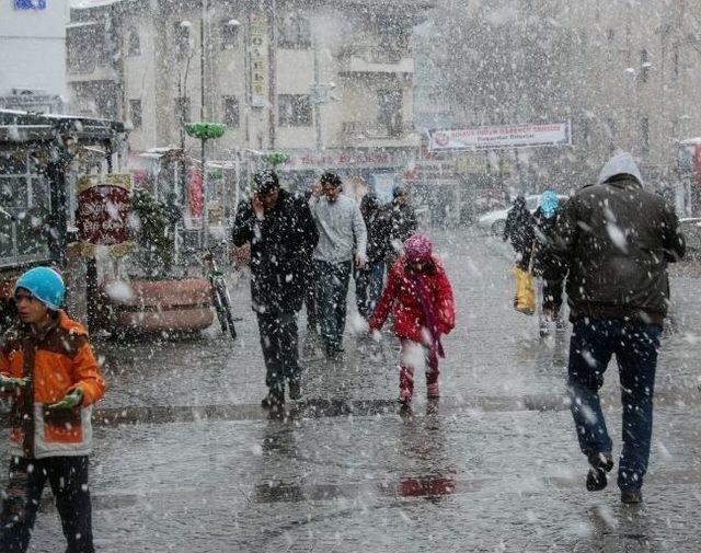 Aksaray’da Kar Yağışı