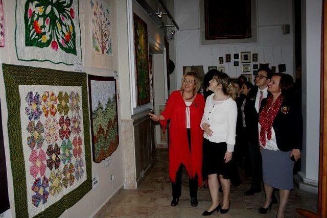 Adana’da Engelliler Yararına Sergi 2