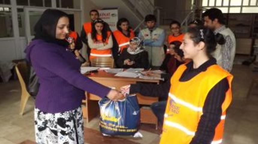 Kimse Yok Mu, Gaziantep'te 690 Ihtiya&ccedil; Sahibi Aileye Et Dağıttı