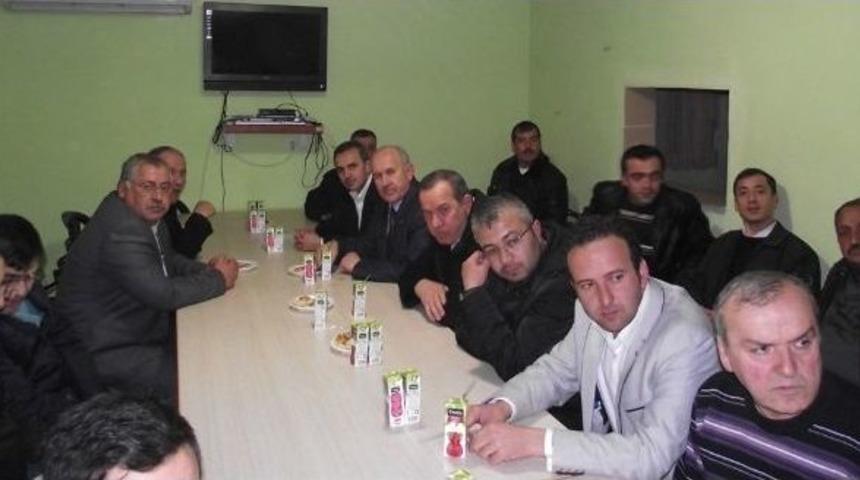 Kozcağız Belediyespor Başkanı &Uuml;st&uuml;nbaş, G&uuml;ven Tazeledi