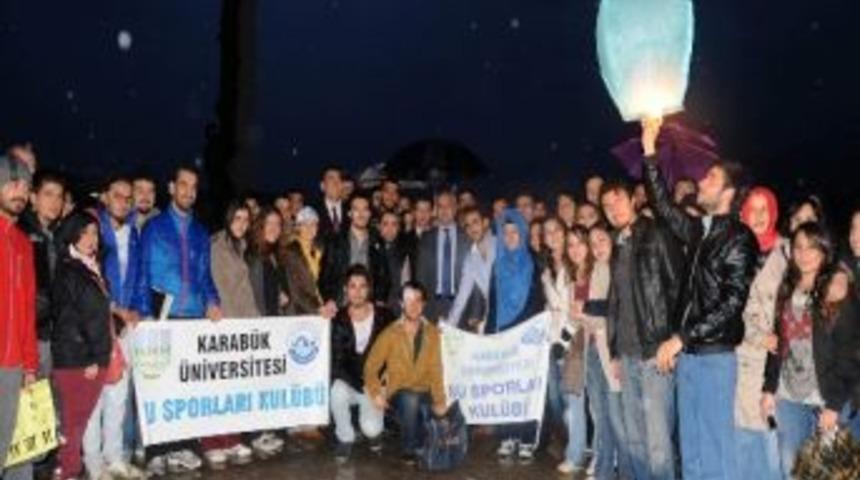 Su G&uuml;n&uuml;n&uuml; Dilek Balonuyla Kutladılar