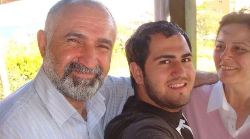 M&uuml;hendis Berberoğlu İzmir'de Toprağa Verilecek