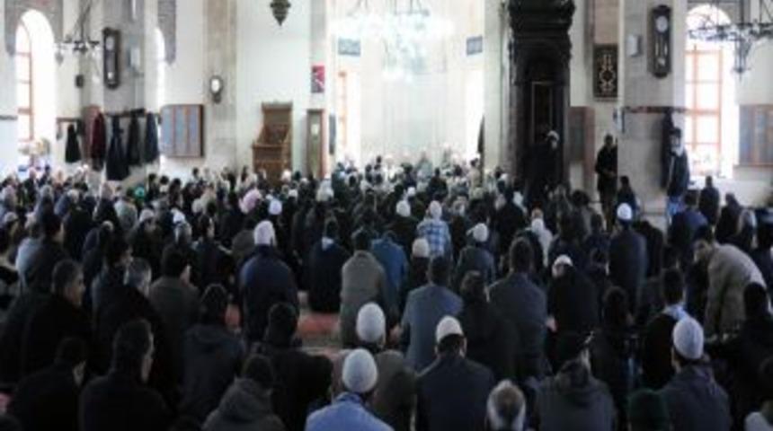 Bedi&uuml;zzaman I&ccedil;in Malatya'da Mevlit Okutuldu