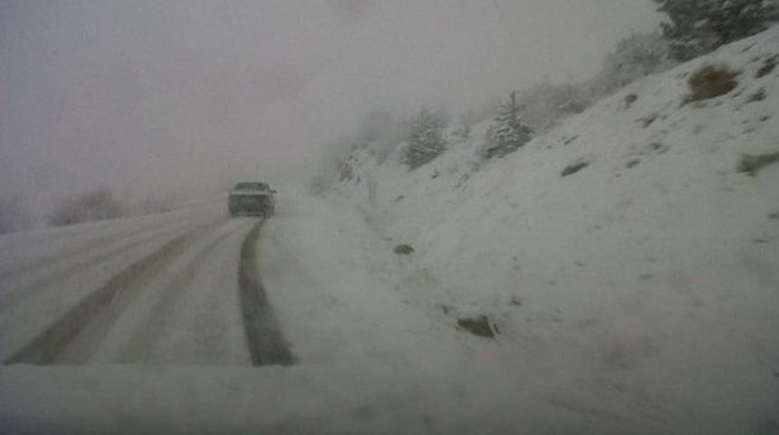Derbent&rsquo;te Yoğun Kar Yağışı