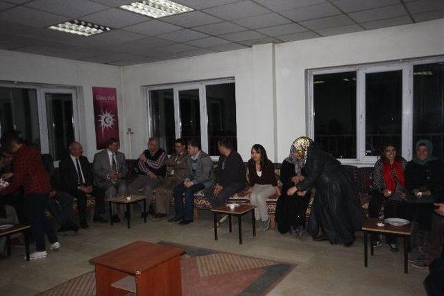 G&uuml;neş Vakfın&rsquo;da &ldquo;t&uuml;rk D&uuml;nyasında Nevruz&rdquo; Konferansı 2