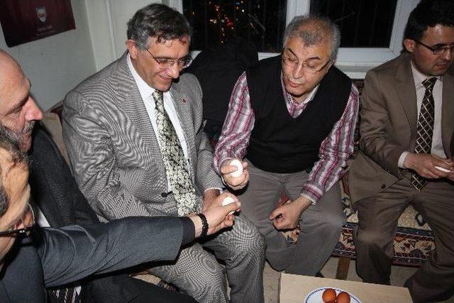 G&uuml;neş Vakfın&rsquo;da &ldquo;t&uuml;rk D&uuml;nyasında Nevruz&rdquo; Konferansı 3