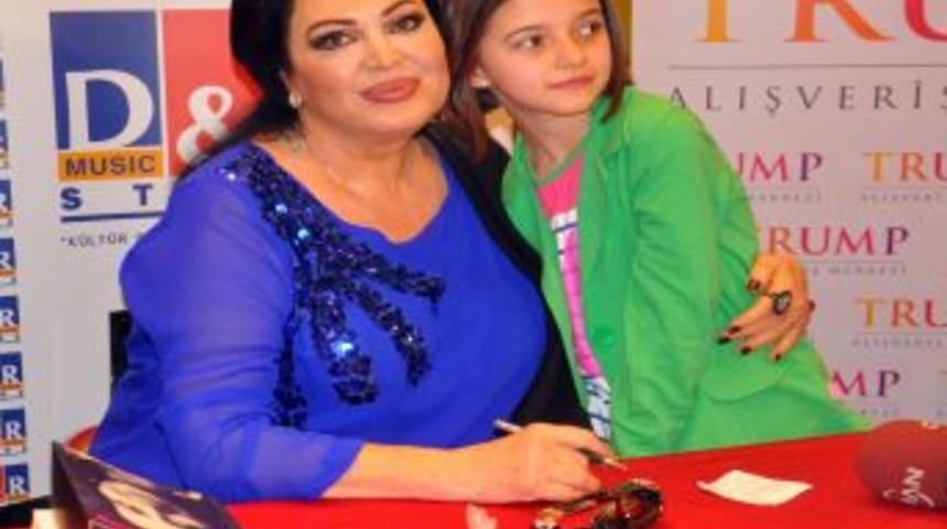 T&uuml;rkan Şoray: Kıvan&ccedil; Tatlıtuğ Şeker Bir Insan