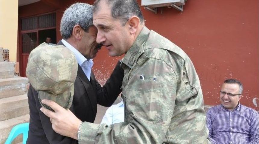 Şırnak İl Jandarma Komutanı Aslan Ve Emniyet M&uuml;d&uuml;r&uuml; Usta'dan K&ouml;y Ziyaretleri