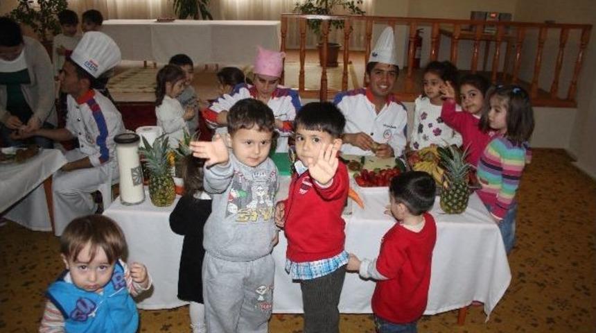Myo Aş&ccedil;ılık B&ouml;l&uuml;m&uuml; &Ouml;ğrencilerinden Miniklere Eğlenceli Eğitim