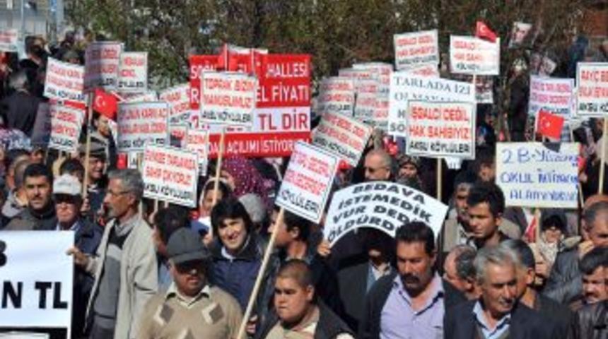 Aksu'da 2B Mitingi D&uuml;zenlendi