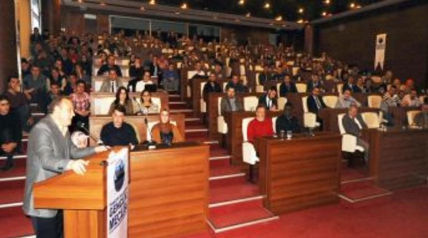Vali Kızılcık: T&uuml;rkiye&rsquo;nin En B&uuml;y&uuml;k Zenginliği Yetişmiş Gen&ccedil;leri