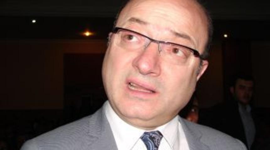 Denizli'deki Iş&ccedil;i Eyleminde CHP'li Cihaner Polislere M&uuml;dahale Etti