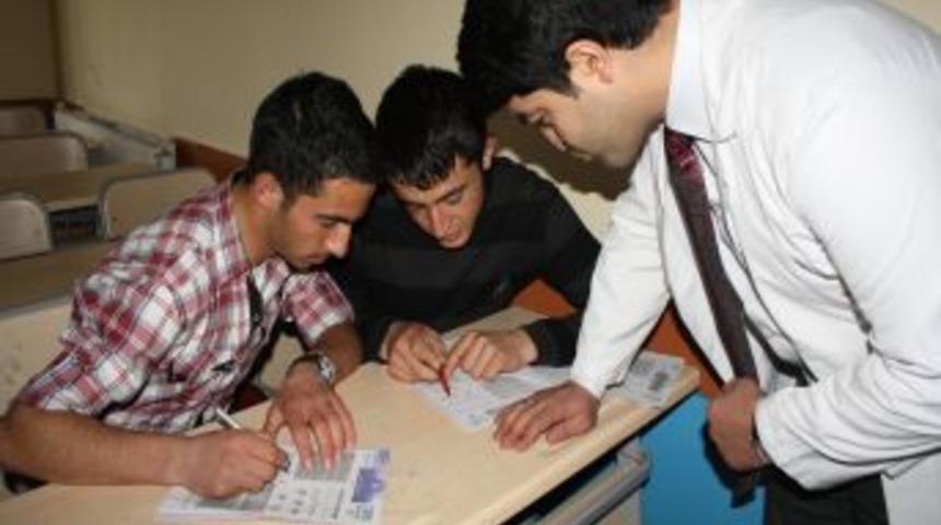 'YGS Sınavından 30 Dakika &Ouml;nce Okulda Olun'