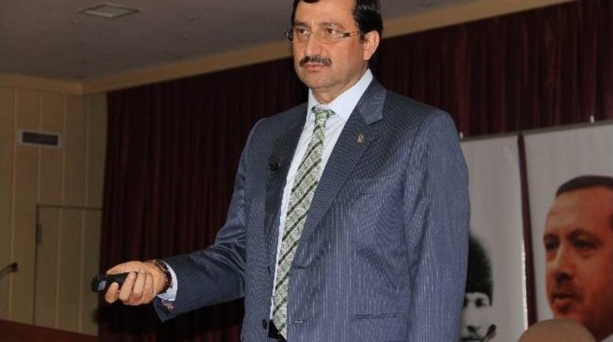 Ke&ccedil;i&ouml;ren Belediye Başkanı Ak&rsquo;tan Siyaset Dersi