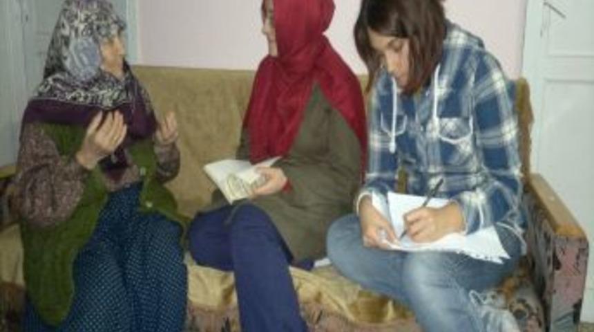 &Ouml;ğrenciler, K&ouml;y K&ouml;y Gezip Unutulmaya Y&uuml;z Tutmuş Halk Takvimini Oluşturdu